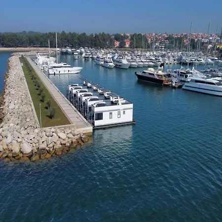 Houseboat With Rooftop Whirlpool In Novigrad